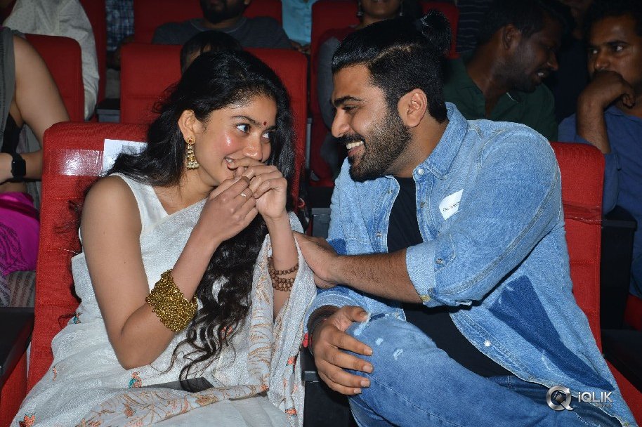 Padi-Padi-Leche-Manasu-Movie-Pre-Release-Event